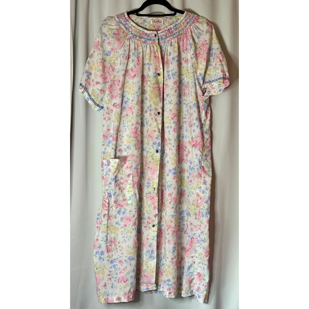 Vintage Smart Time Floral Smocked Duster House Dress Pastel Butterfly Snaps USA